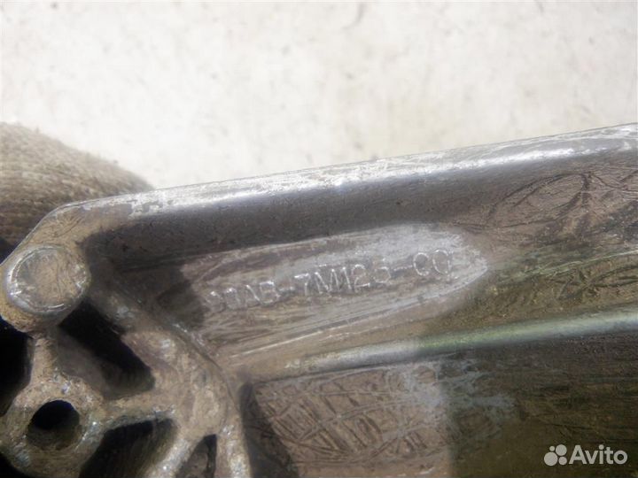 Кронштейн кпп левый Форд Фокус 1