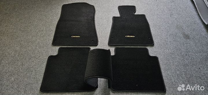 Автоковрики для Toyota Crown S170 / S200