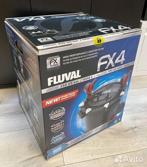 Внешний фильтр для аквариума Fluval FX4