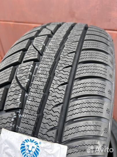 Leao Winter Defender UHP 205/50 R17
