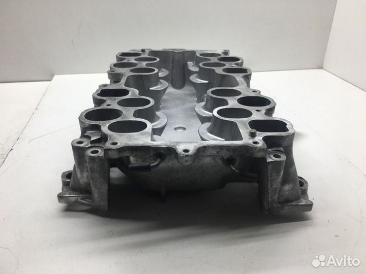 Коллектор впускной Nissan Cima GF50 VK45DE 2003