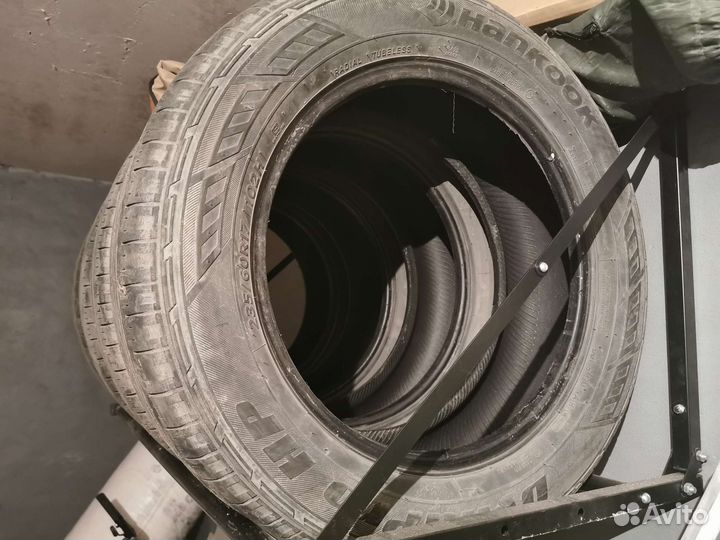 Hankook Dynapro HP2 RA33 235/60 R17