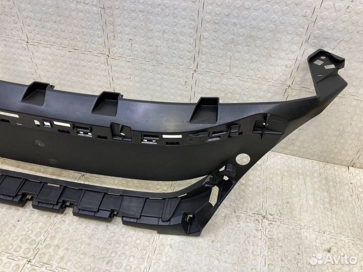 Кронштейн решетки радиатора Peugeot 3008 C1A 2016