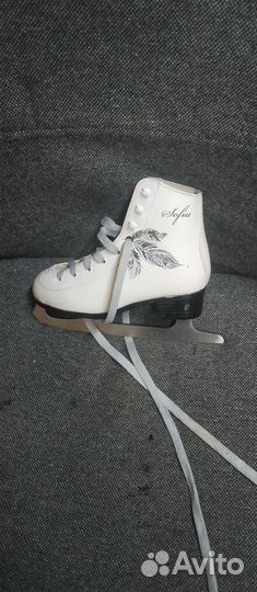 Коньки фигурные