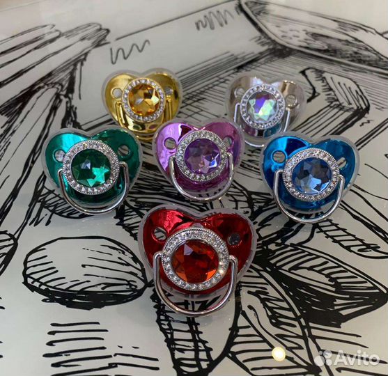 Пустышка с камушком 0-6 месяцев