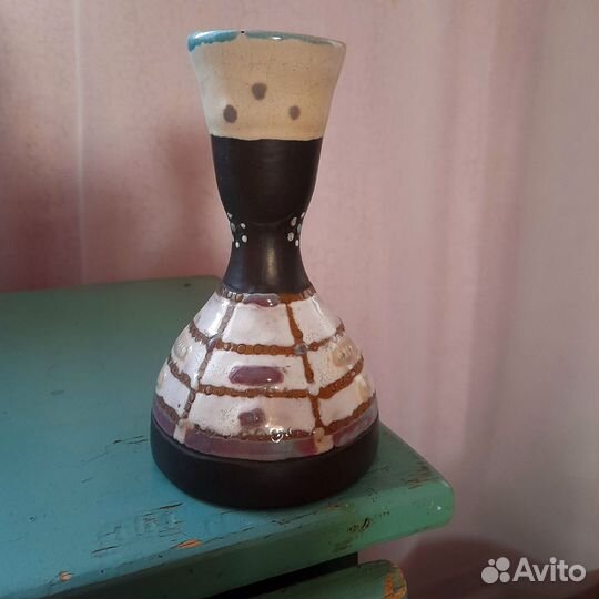 Вазы декоративные