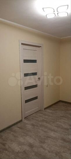 2-к. квартира, 42 м², 5/5 эт.