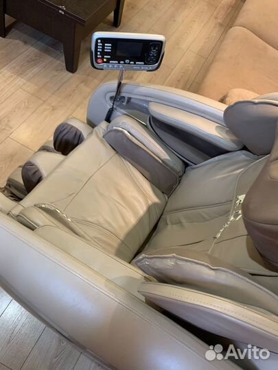 Массажное кресло