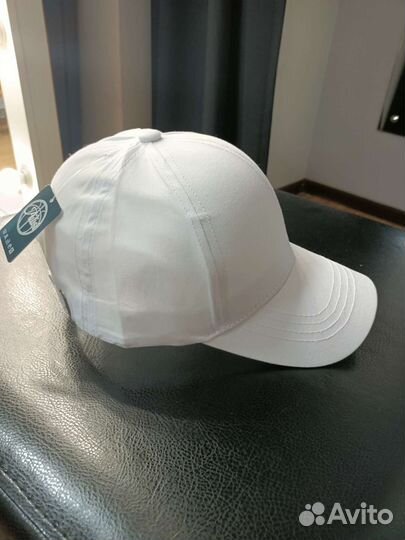 Кепка новая