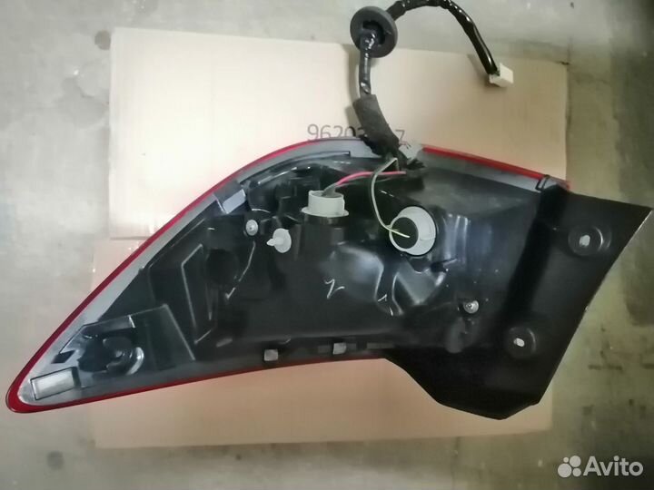 Фонарь DB5J-51-160D mazda