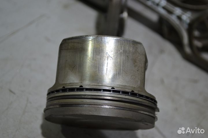 Шатун Мерседес Mercedes M112