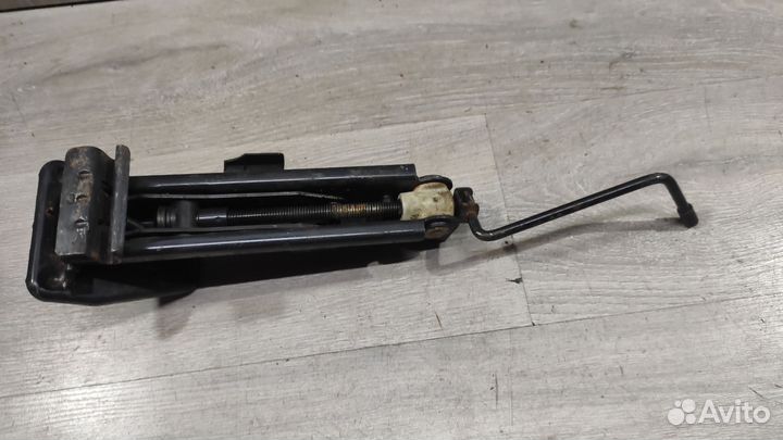 Домкрат оригинальный ford