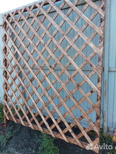 Шпалера, деревянная решётка для роз, винограда