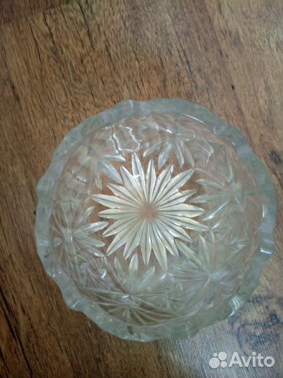 Ваза хрустальная