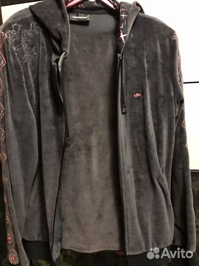 Спортивный костюм женский