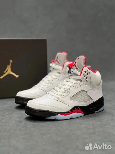 Кроссовки Nike Air Jordan 5 Retro White Fire Red