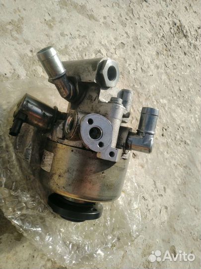 Насос гидроусилителя для mercedesw216 w211