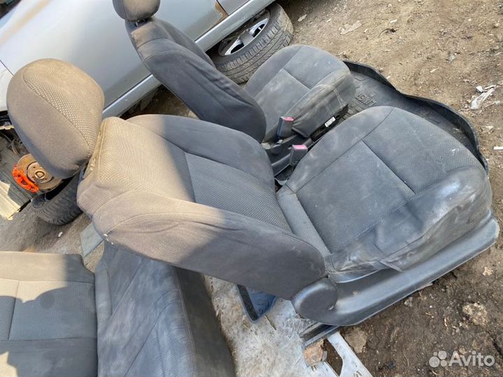 Сиденья Chevrolet Aveo T250 седан F14D4 1399CM