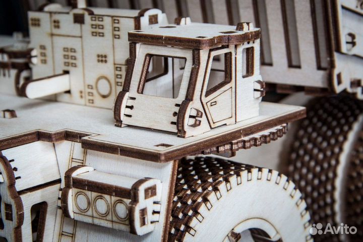 Сборная деревянная модель «Белаз 75600» (EWA)