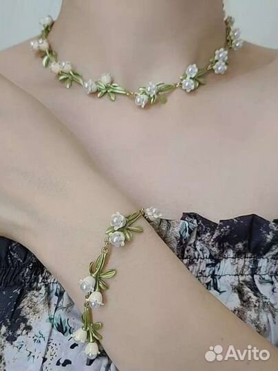 Чокер, серьги, браслет