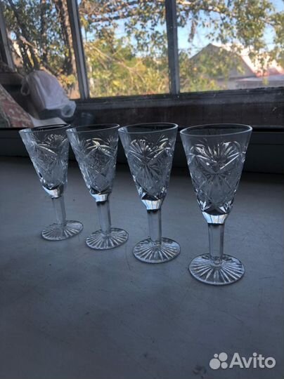Хрустальные рюмки на ножке СССР