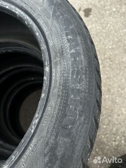 Marshal I'Zen RV Stud KC16 235/55 R18 104T