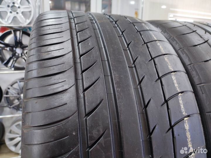 Michelin Pilot Sport 2 255/35 R19 96Y