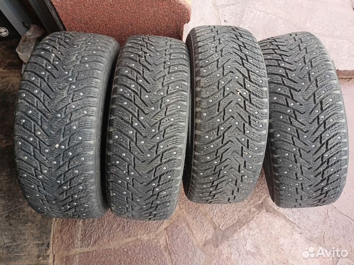 Nokian Tyres Hakkapeliitta 8 205/55 R16 94T