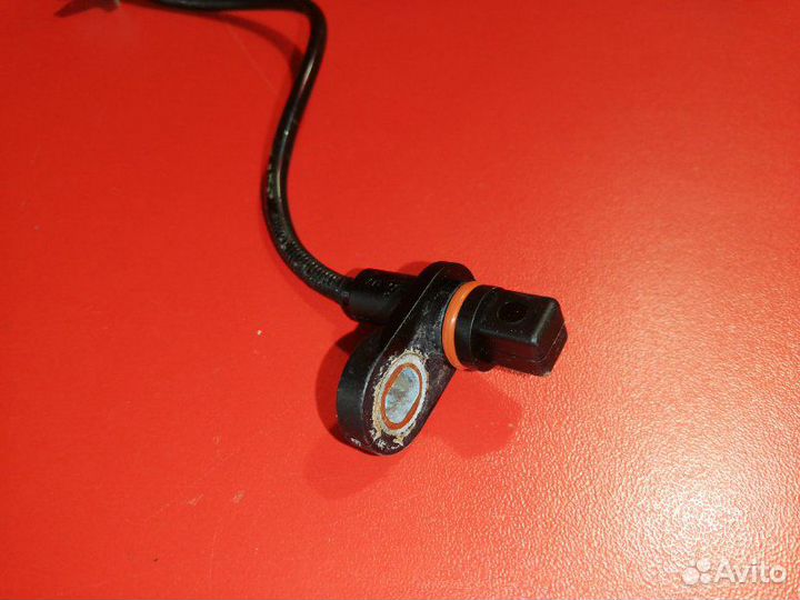 Датчик abs задний левый Mitsubishi Lancer CY2A