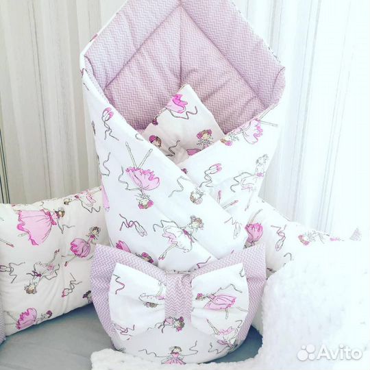 Комплект в кроватку (бортики)