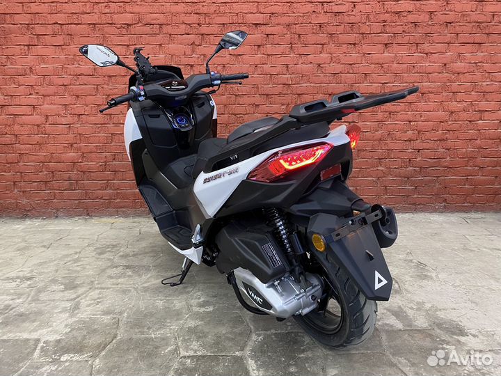 Максискутер VMC X-Max