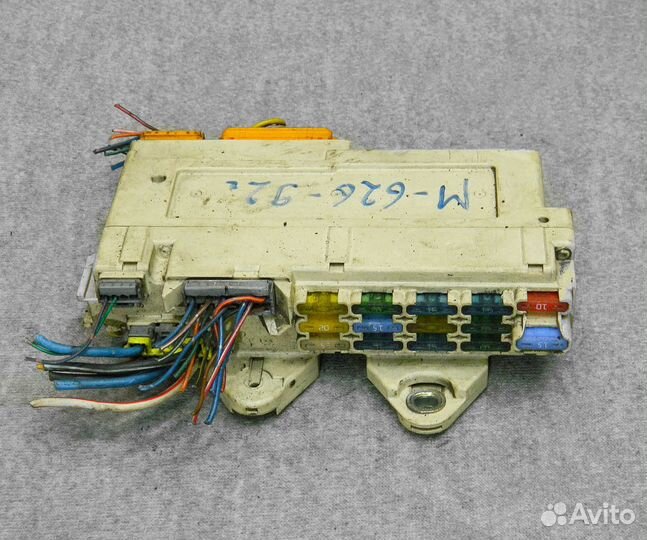 Блок предохранителей Mazda 626 GE 2.0