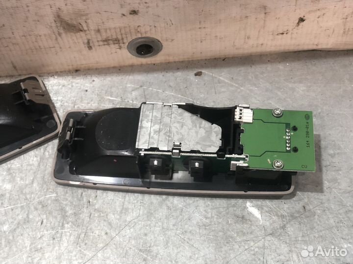 Плафон салонный задний BMW X5 E70