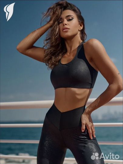 Спортивный костюм для фитнеса женский