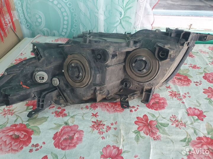 Фара передняя правая toyota corolla е150