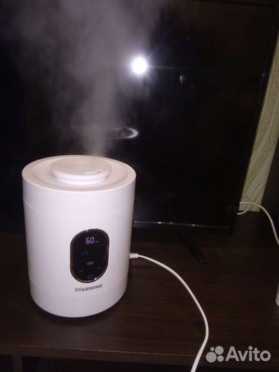Увлажнитель воздуха Starwind SHC 2325