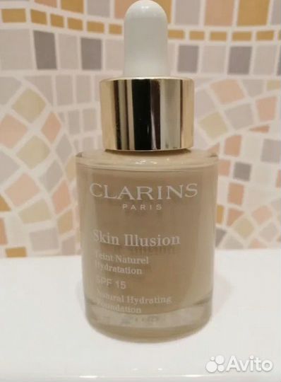 Тональный крем clarins skin illusion