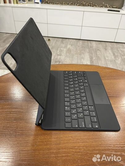 Клавиатура iPad Magic Keyboard для iPad Pro 12.9