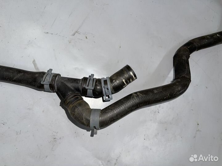 Патрубок системы охлаждения Skoda Octavia cjza 1.2