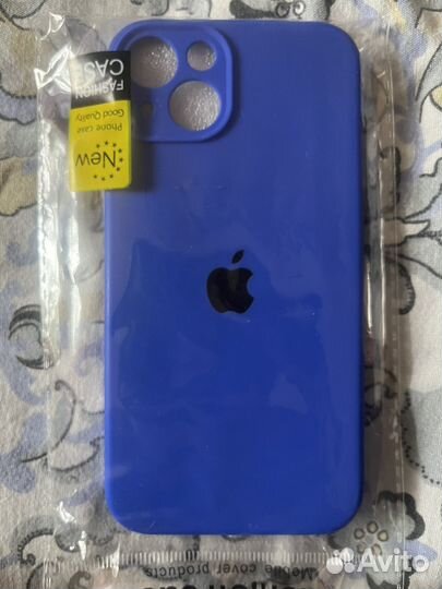 Чехол на iPhone 13