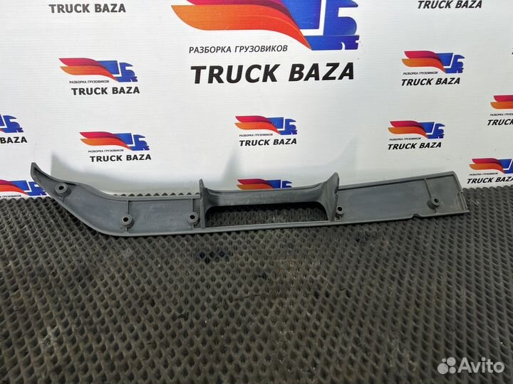 Заглушка бампера правая Man TGA, Man TGS