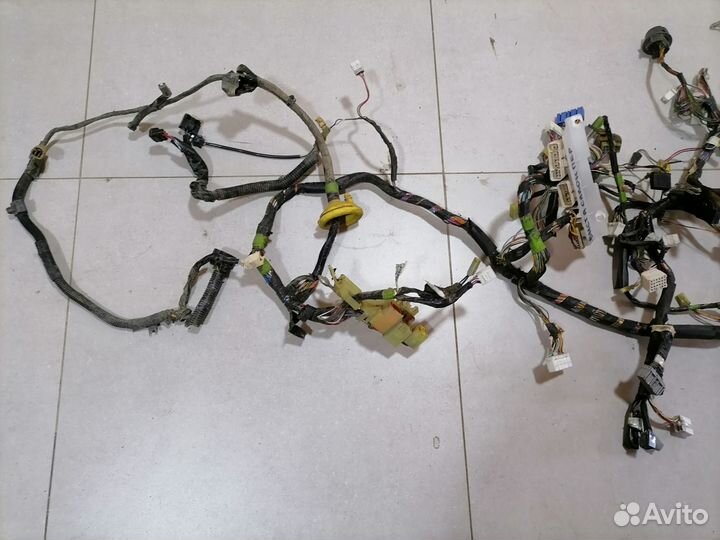 Проводка салона Toyota Vista 1990-1994 год