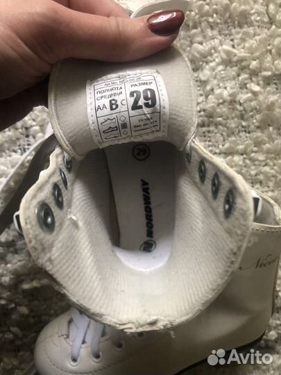 Коньки для девочки 29р