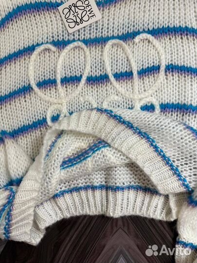 Шикарный свитер Loewe