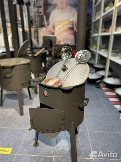 Казан чугунный с печкой 16л