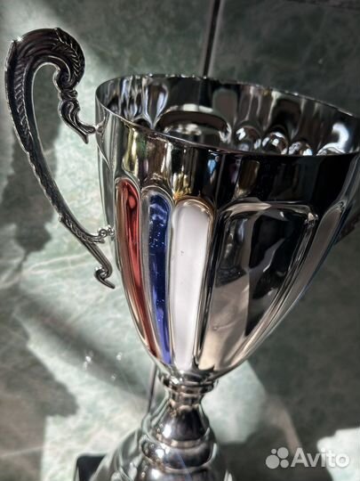 Спортивные кубки