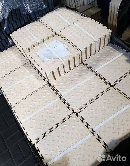 Модульная плитка пвх для гаража