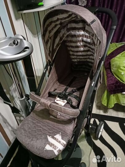 Прогулочная коляска