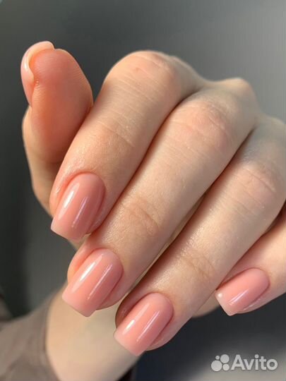 Маникюр и педикюр