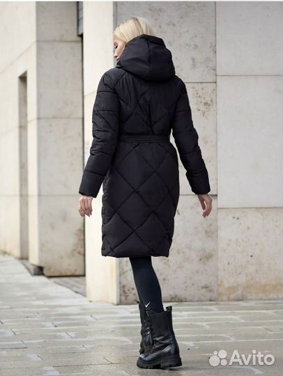 Пуховик женский стеганый зимний новый с биркой